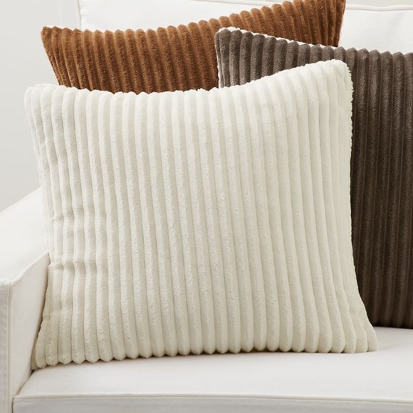 Pottery Barn Other - NWT Pottery Barn Ridgeline Sherpa Back Pillow Cover, 20” x 20”